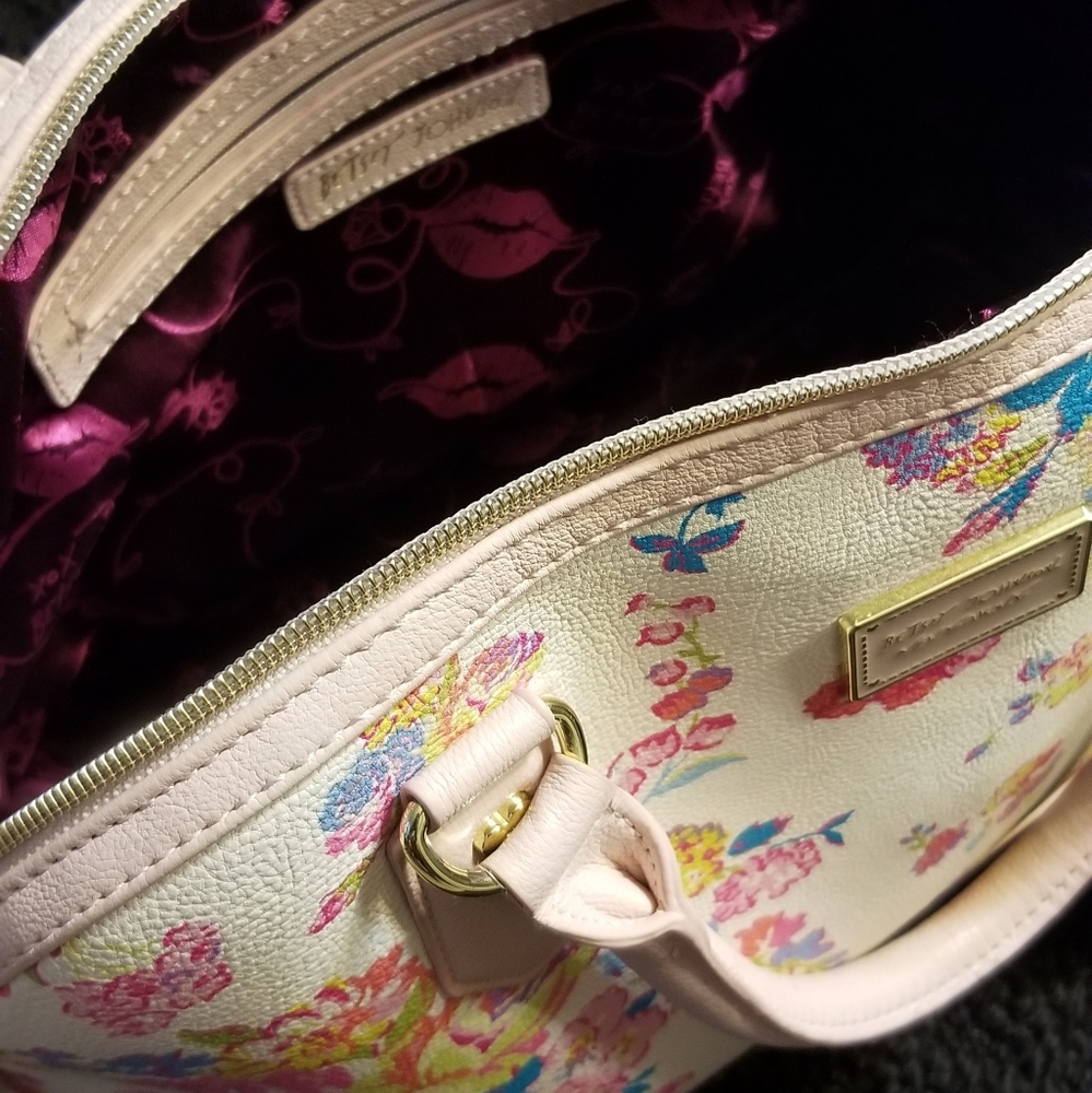 Betsy Johnson purse - Picture 8 of 14